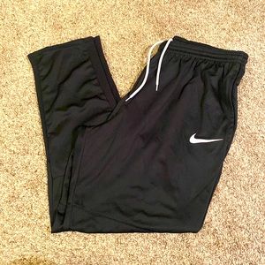 Nike Men’s sweatpants